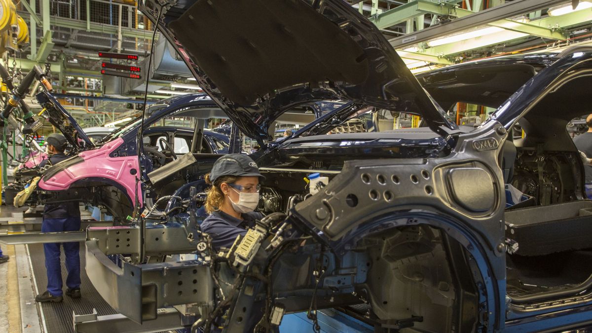 Trabajadora en Ford Almussafes Trabajadora en Ford Almussafes