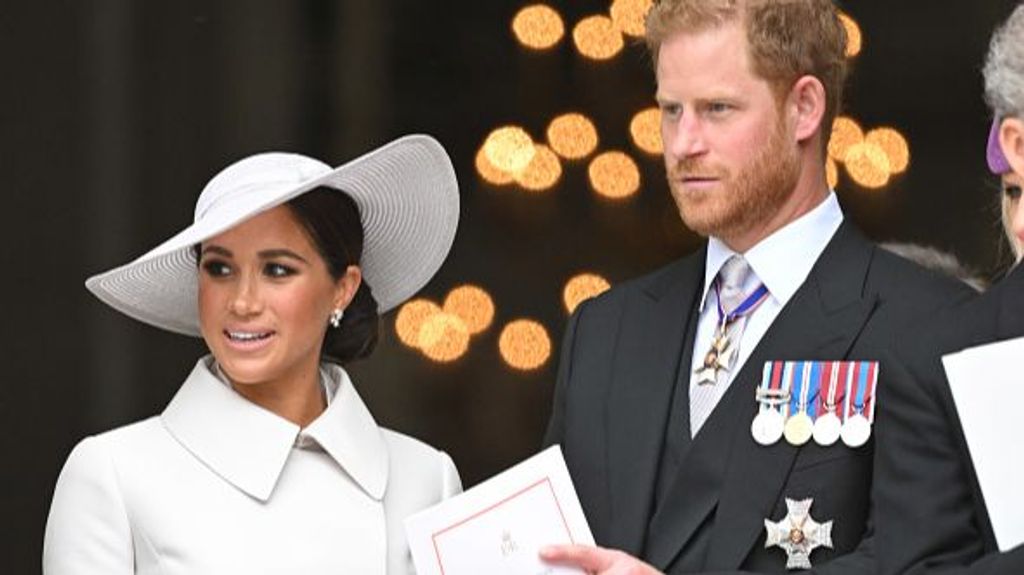 La ausencia de la reina Isabel II y la presencia de Harry y Megan protagonizan la segunda jornada del jubileo