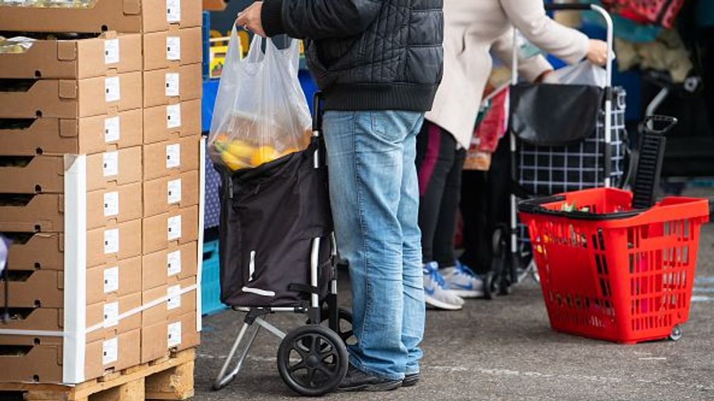 Los consumidores deben comparar más para sortear la subida de los precios