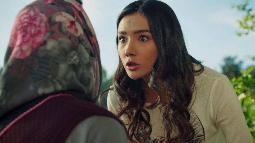 Zeynep se enfrenta a Sultan