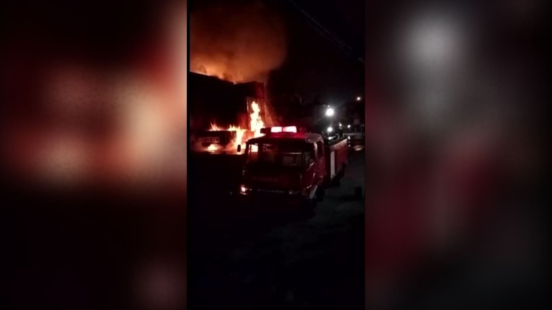 Medio centenar de muertos y medio millar de heridos en la explosión de un depósito de contenedores en Bangladeh