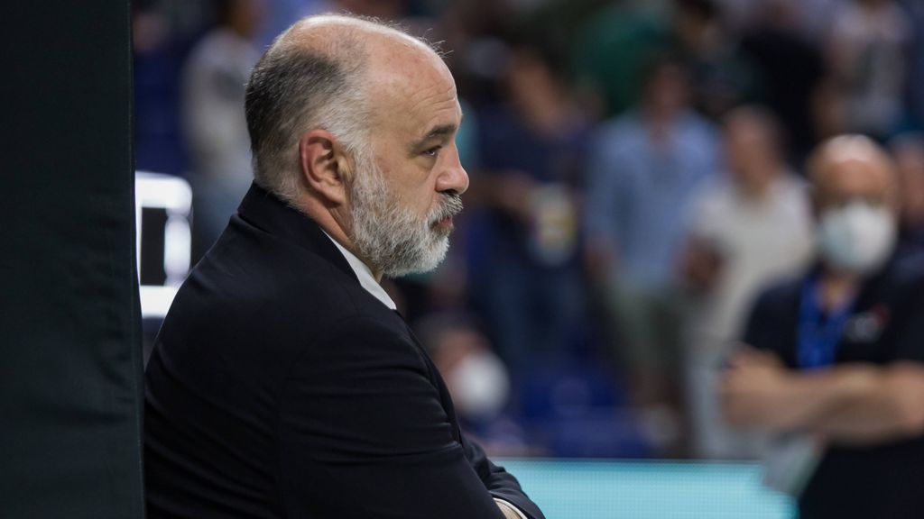 Pablo Laso deberá parar por un tiempo: la rehabilitación que tendrá que hacer para volver al banquillo