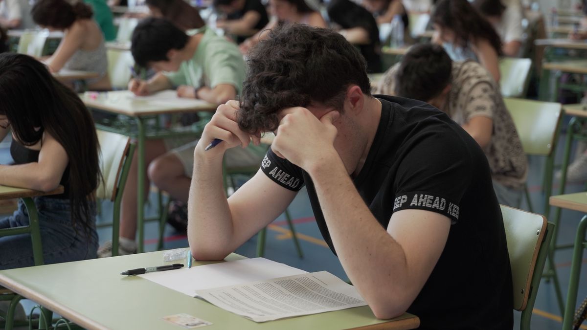 Los cinco puntos del decreto de Bachillerato que no le gustan a Ayuso Los cinco puntos del decreto de Bachillerato que no le gustan a Ayuso