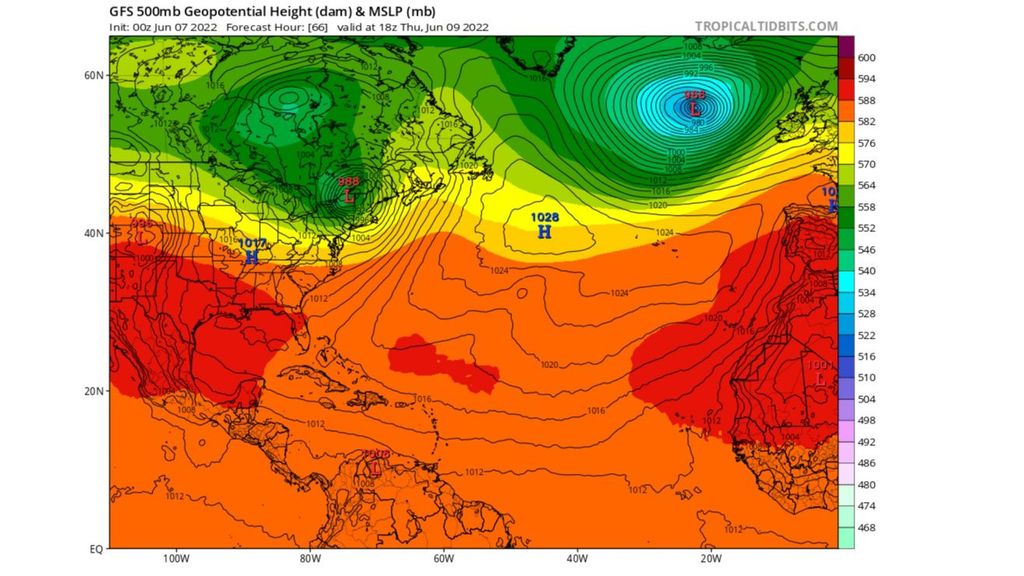 Temperatura y geopotencial 500 hPa previsto para el jueves-viernes, con el ciclón al sur de Islandia