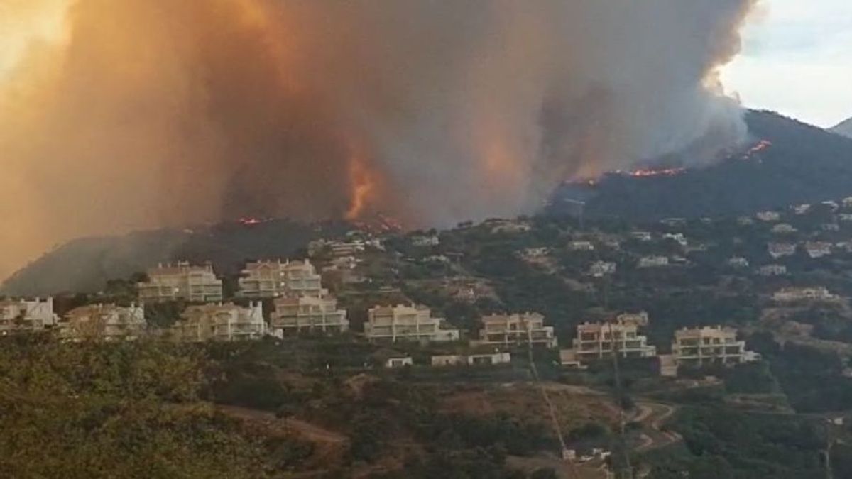 La Junta decreta el nivel 2 de emergencias por el incendio de Pujerra y activa a la UME