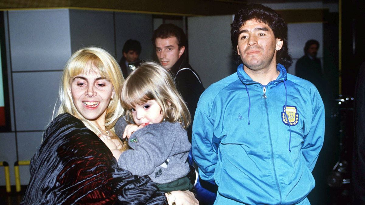 Los divorcios más caros de futbolistas profesionales: Desde Maradona hasta Roberto Carlos