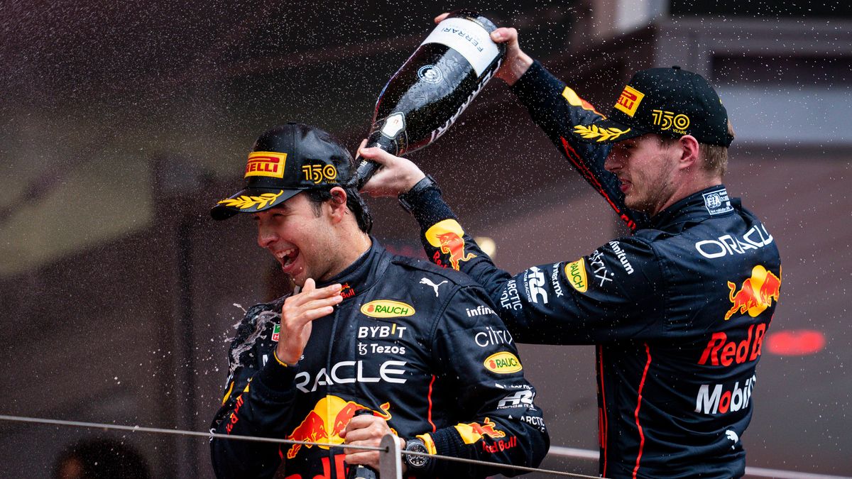 Red Bull se ve favorito hasta el parón de verano: "Nuestra velocidad punta entrará en juego" Red Bull se ve favorito hasta el parón de verano: "Nuestra velocidad punta entrará en juego"
