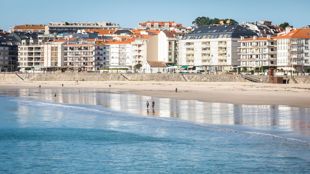 Cinco médicos solicitan la oferta de cuatro plazas con alojamiento gratis en Sanxenxo Cinco médicos solicitan la oferta de cuatro plazas con alojamiento gratis en Sanxenxo