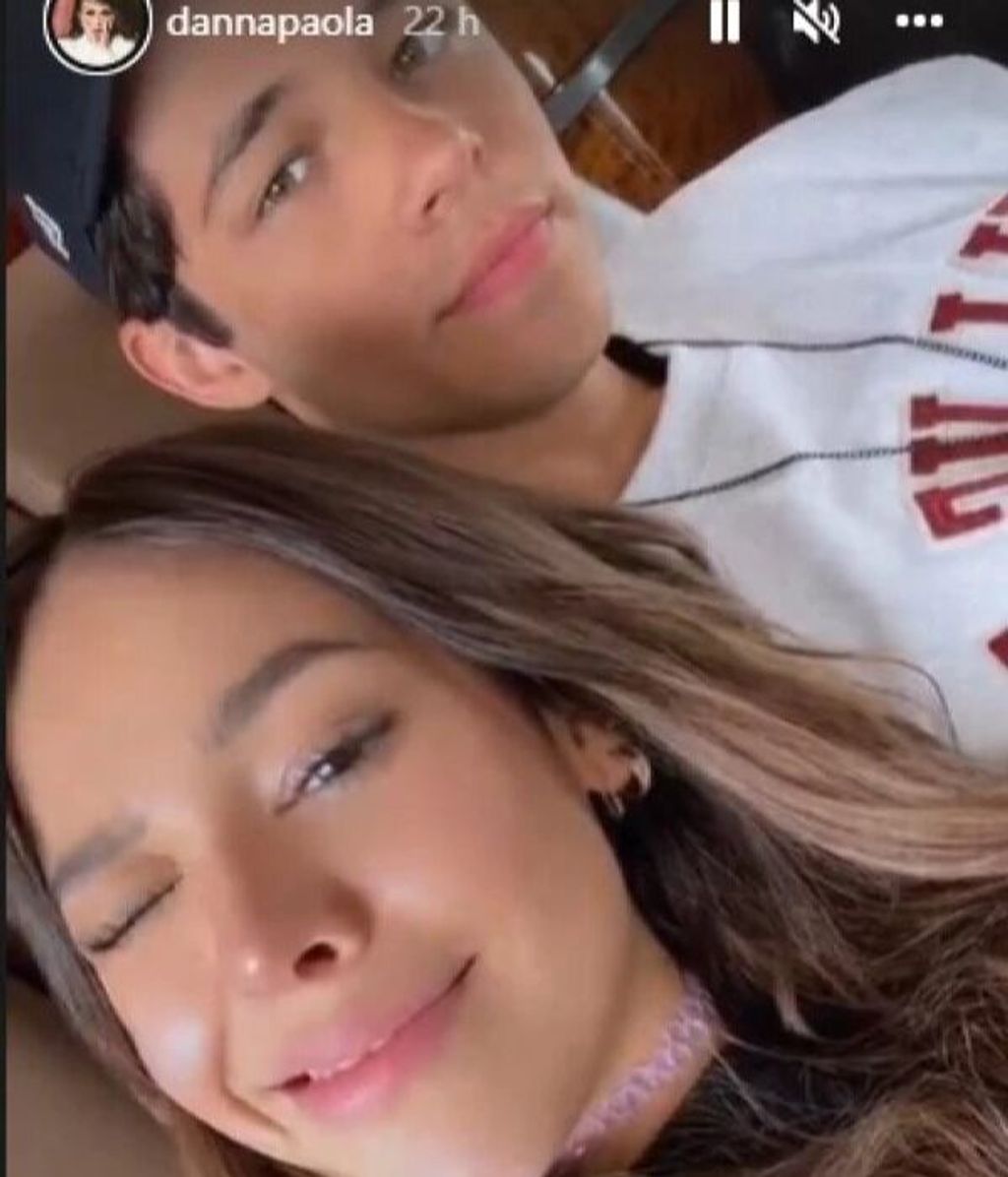 Danna Paola y Álex Hoyer, juntos en un vídeo en Instagram