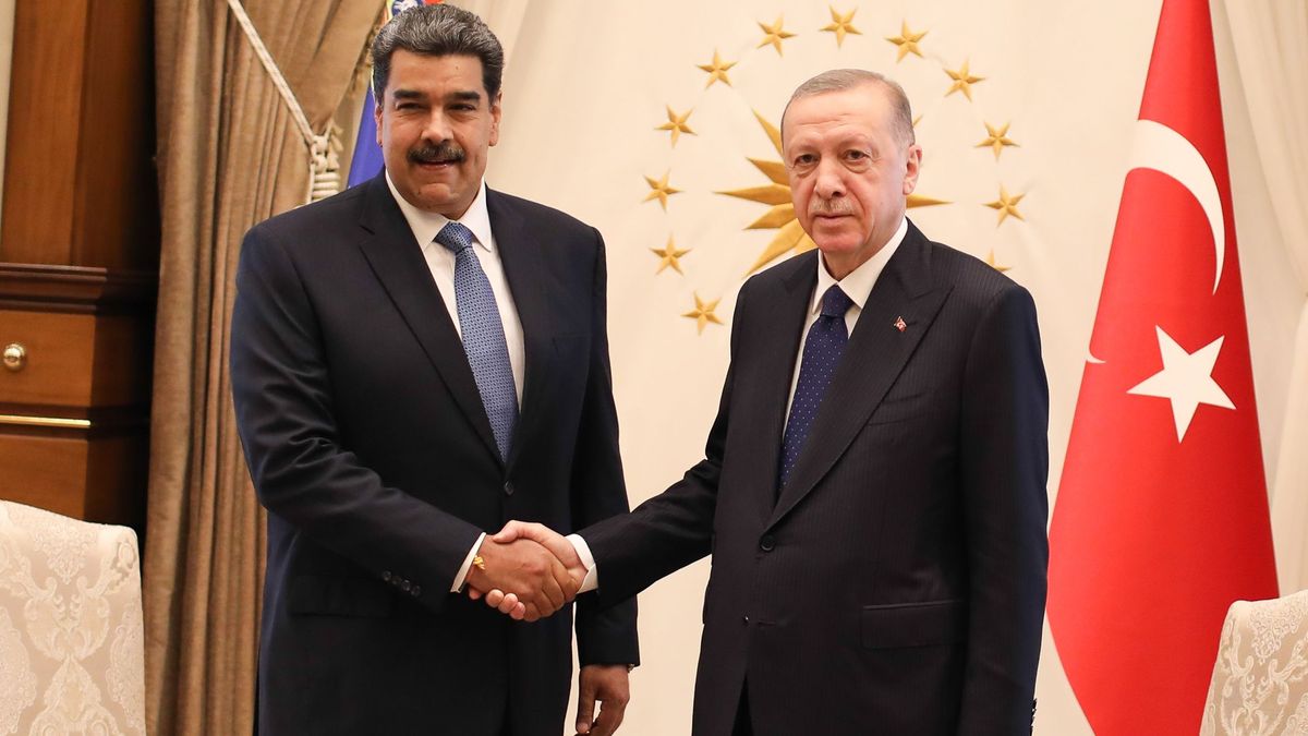 El presidente turco, Recep Tayyip Erdogan, y su homólogo venezolano, Nicolas Maduro
