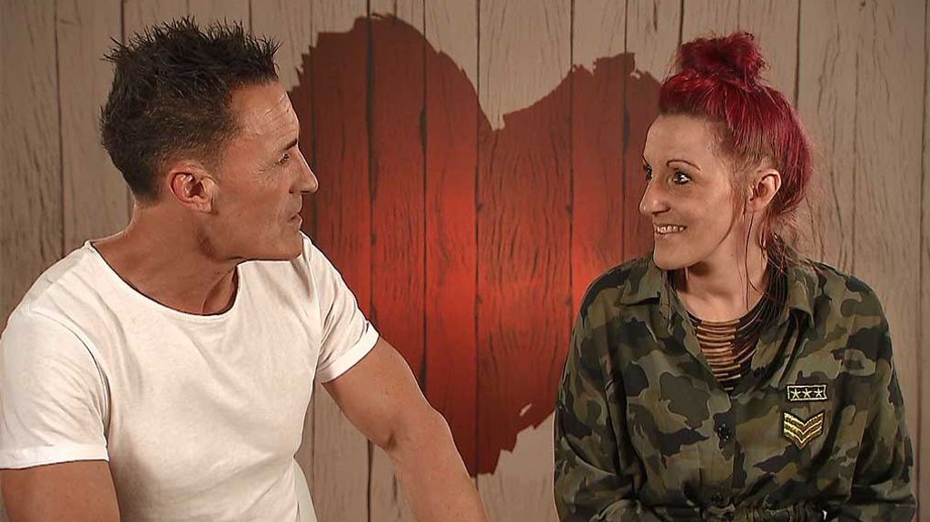 Ismael y Mari durante su cita en 'First Dates'