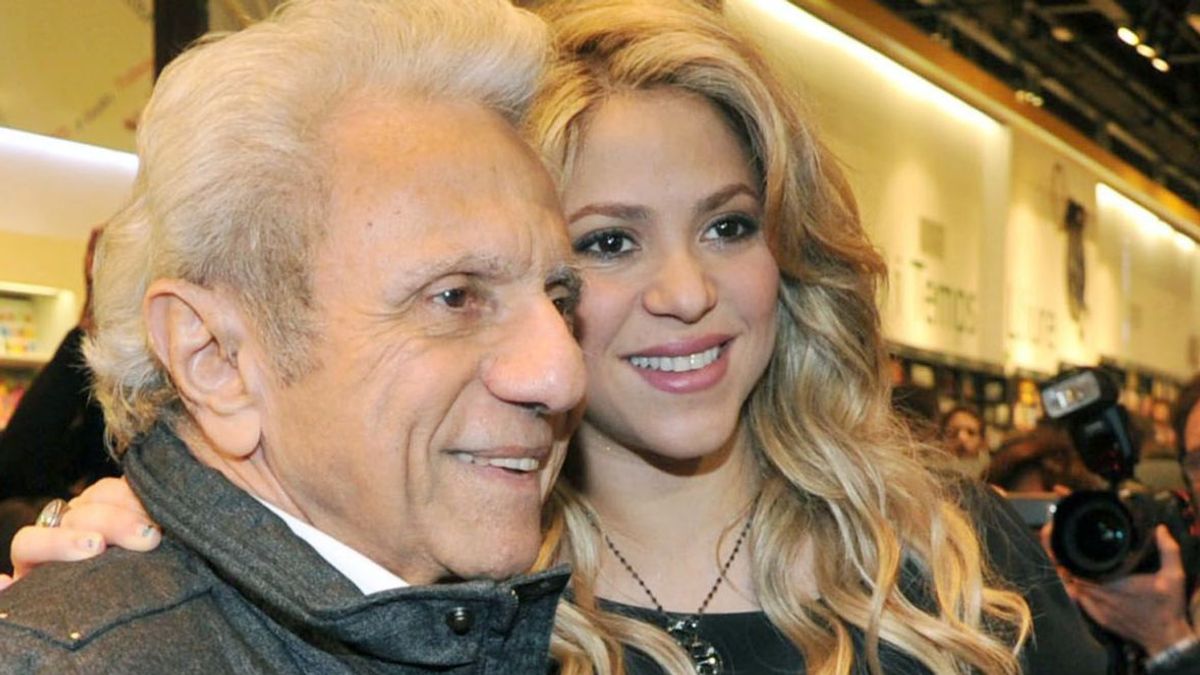 Shakira con su padre, William Mebarak (archivo)