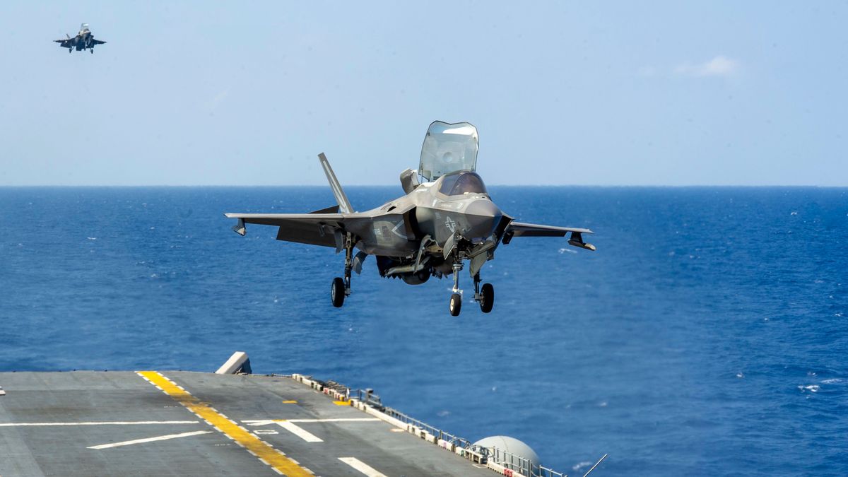 La Marina de EEUU suspende parcialmente operaciones de vuelo por motivos técnicos tras una cadena de siniestros