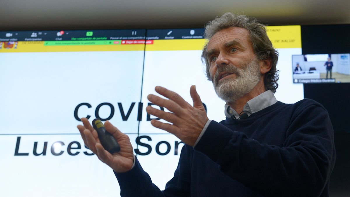 Fernando Simón: "La covid no se ha terminado, vamos bien pero el otoño será clave" Fernando Simón: "La covid no se ha terminado, vamos bien pero el otoño será clave"