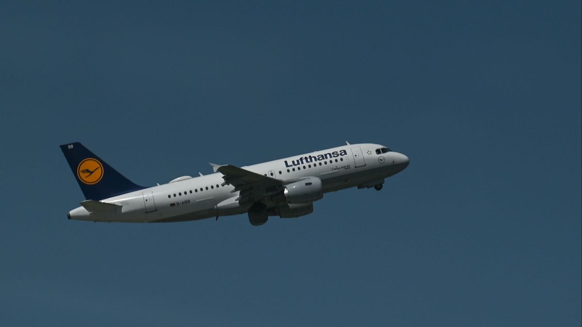 Lufthansa y su filial de vuelos de bajo coste Eurowings cancelarán cientos de vuelos en julio por falta de personal