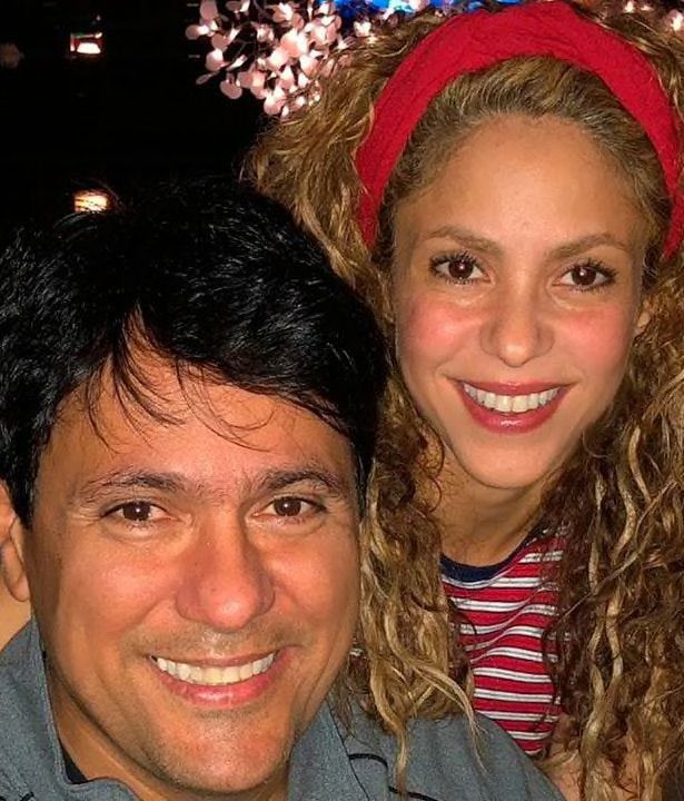 Su hermano Tonino es su mano derecha.