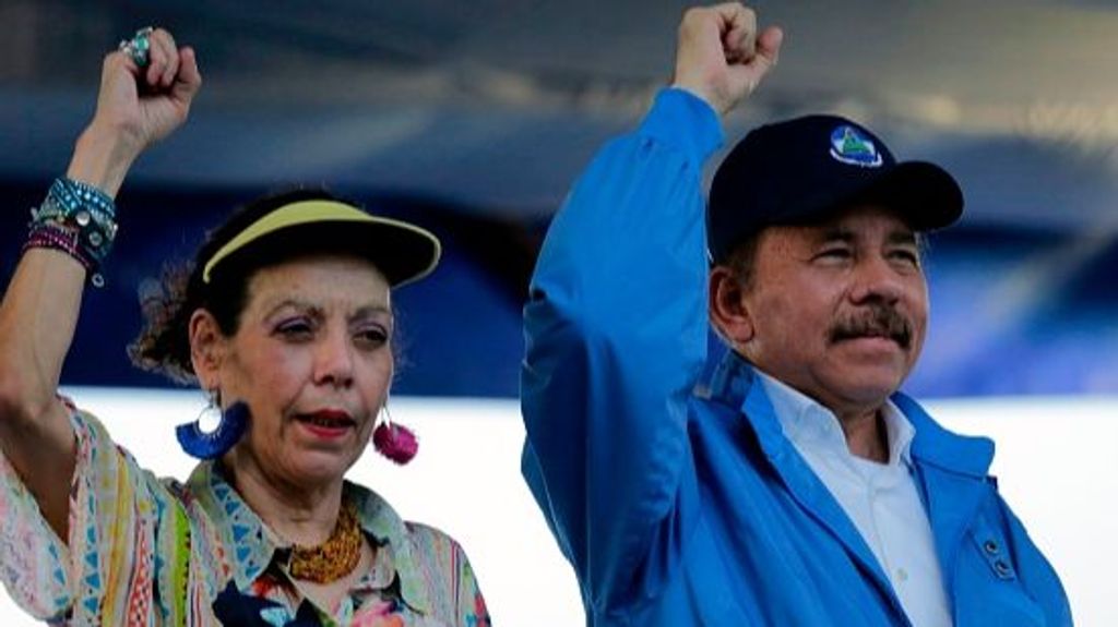 Daniel Ortega y su mujer Rosario Murillo
