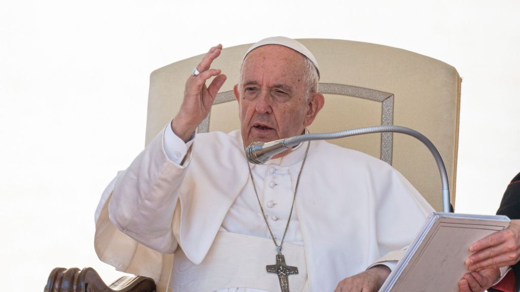 El Papa advierte de que "se ha declarado la tercera guerra mundial" y pide no reducir la de Ucrania a "buenos y malos"