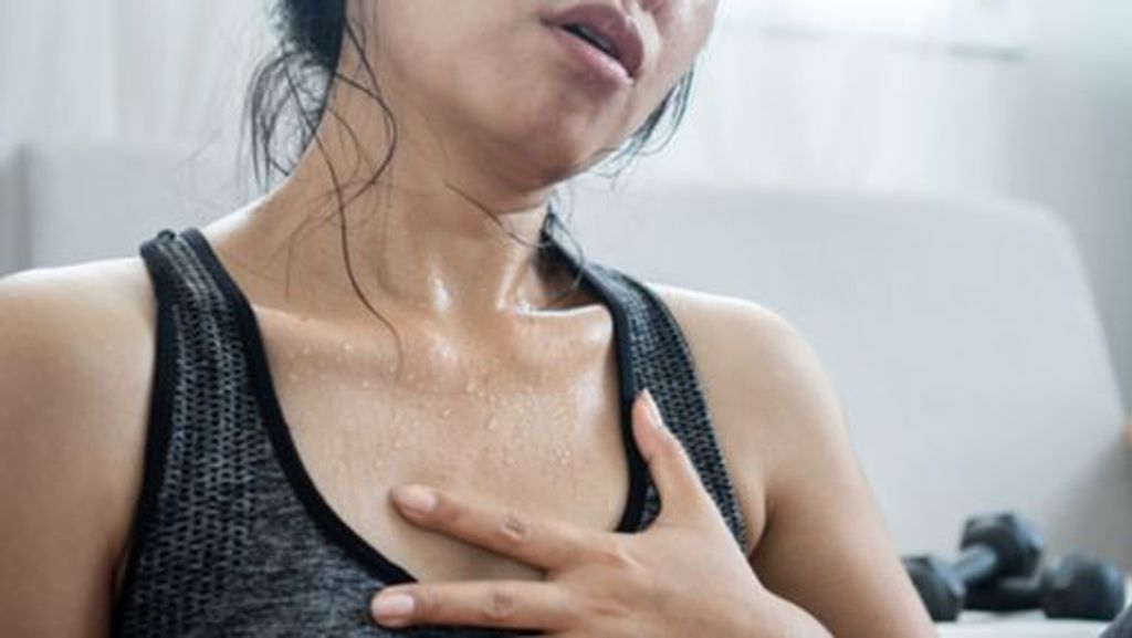 La sudoración excesiva y una micción escasa son síntomas de que se está a punto de sufrir un golpe de calor