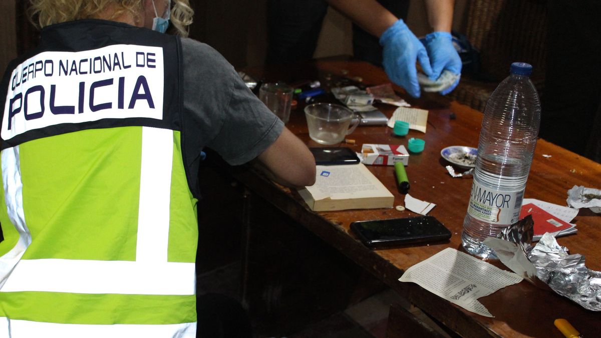 Cae una banda que controlaba el mayor punto de venta de droga en el centro de Valencia Cae una banda que controlaba el mayor punto de venta de droga en el centro de Valencia
