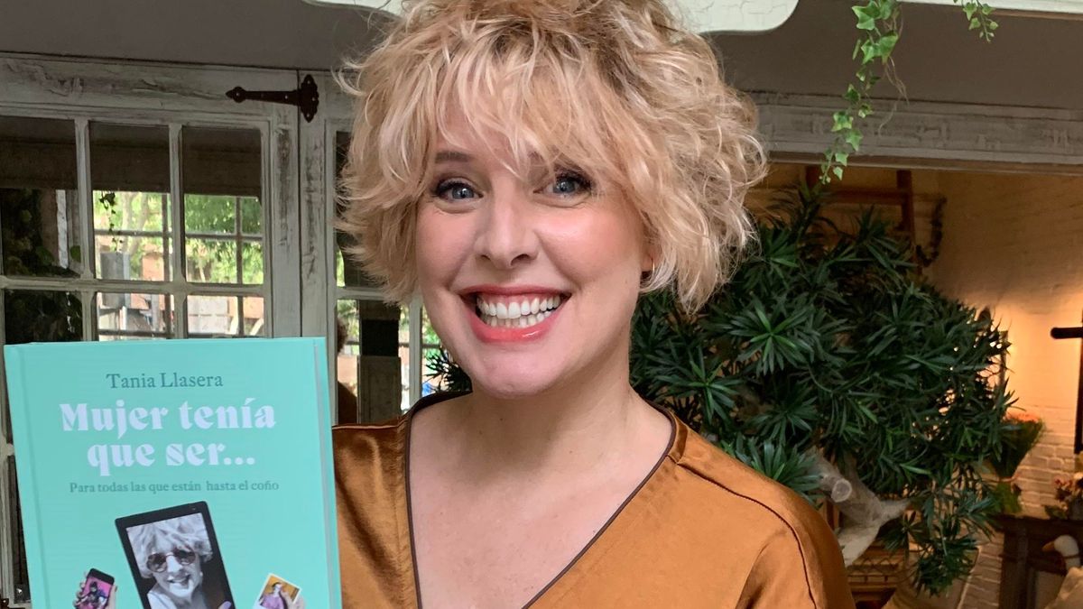 Tania Llasera, con su libro 'Mujer tenía que ser'