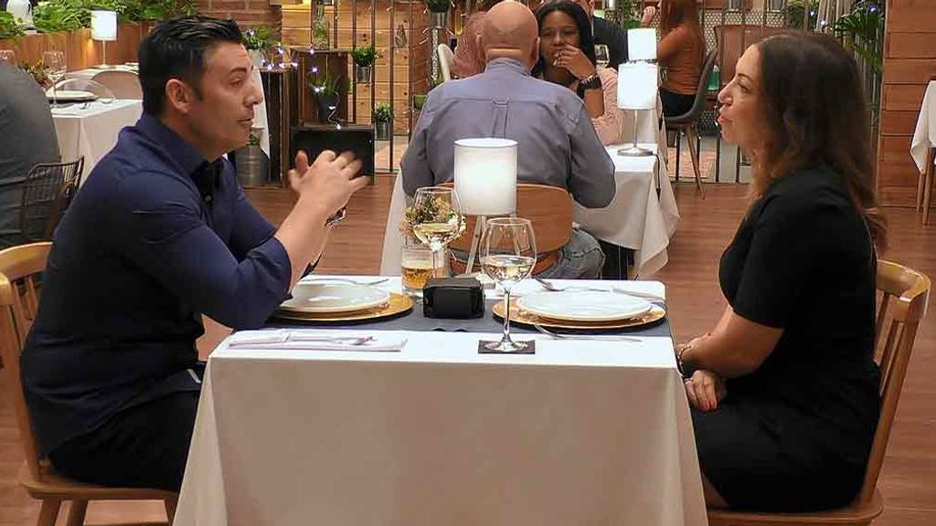 Imán y Bienve durante su paso por 'First Dates'