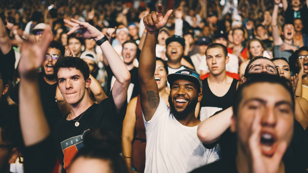 Asistentes a un concierto de música