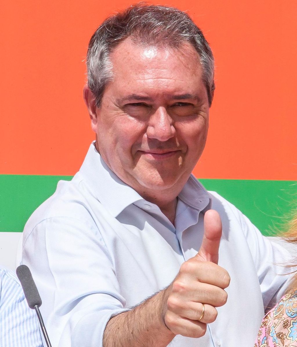 El candidato del PSOE, Juan Espadas, confía en la remontada