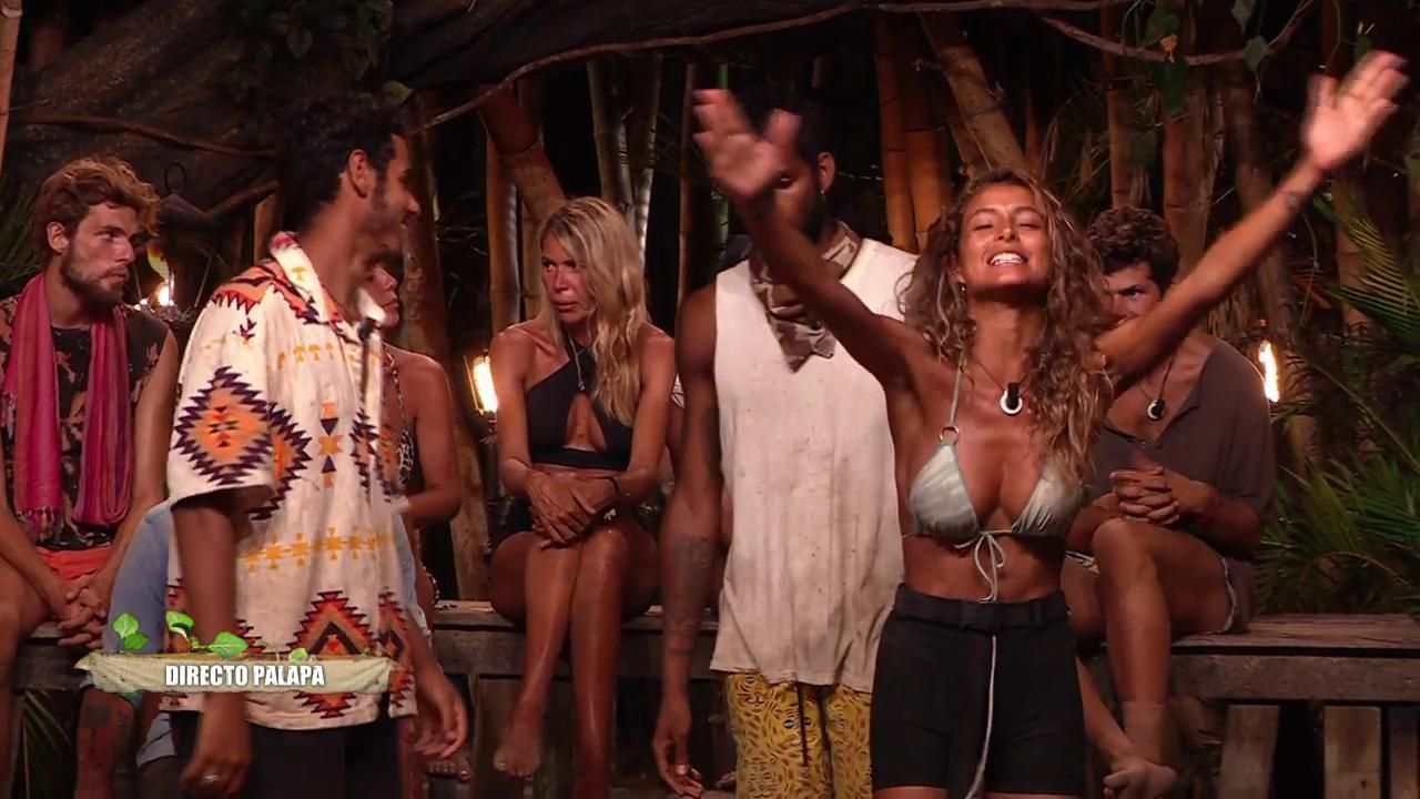 Mariana Rodríguez se convierte en la primera salvada de la noche