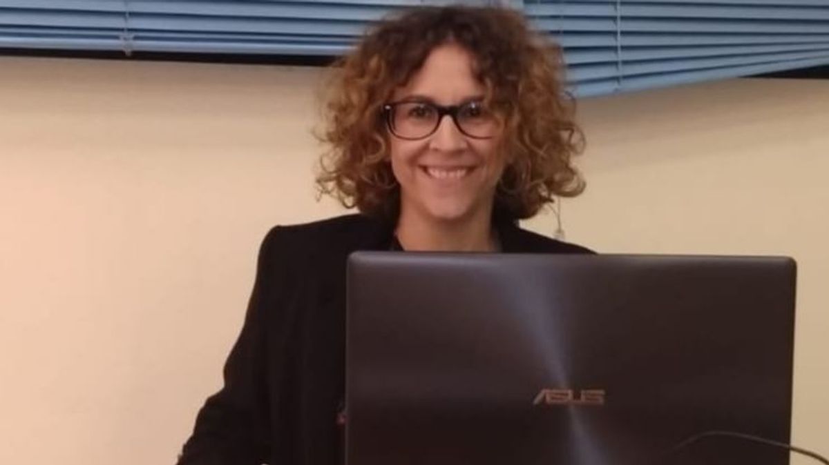 Regla Ayala profesora correctora selectividad Regla Ayala profesora correctora selectividad