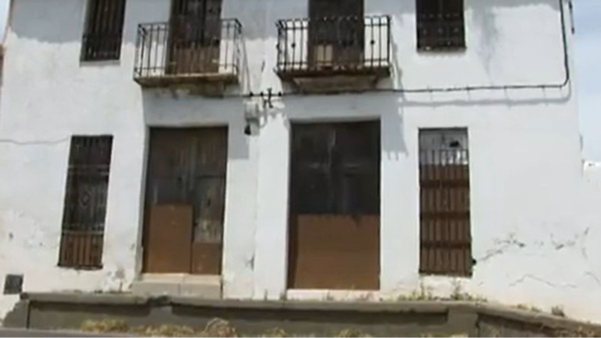 Detenido el hombre acusado de matar a su pareja en una casa de Alzira, Valencia