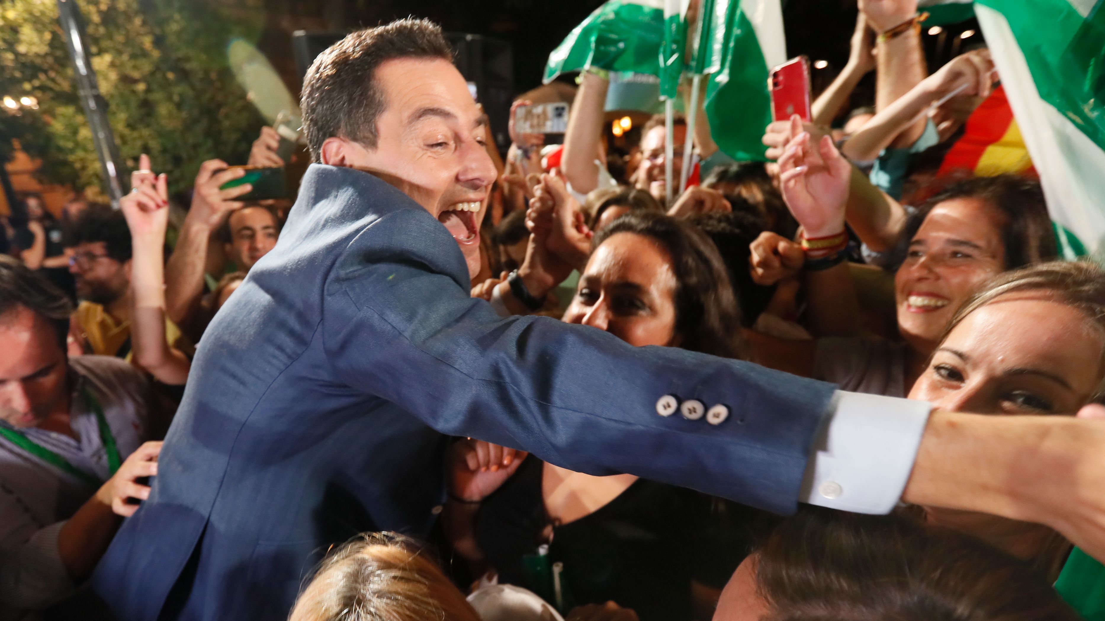 Juanma Moreno arrasa en Andalucía