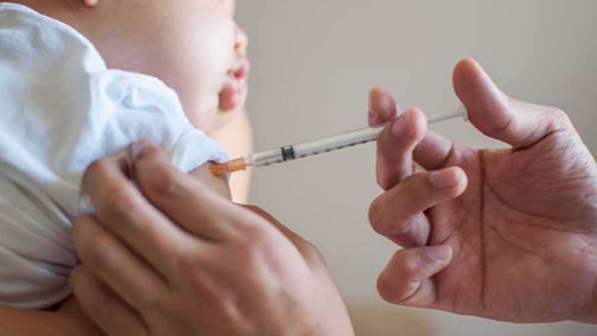 Los CDC de Estados Unidos apoyan vacunar contra el coronavirus a bebés a partir de los seis meses