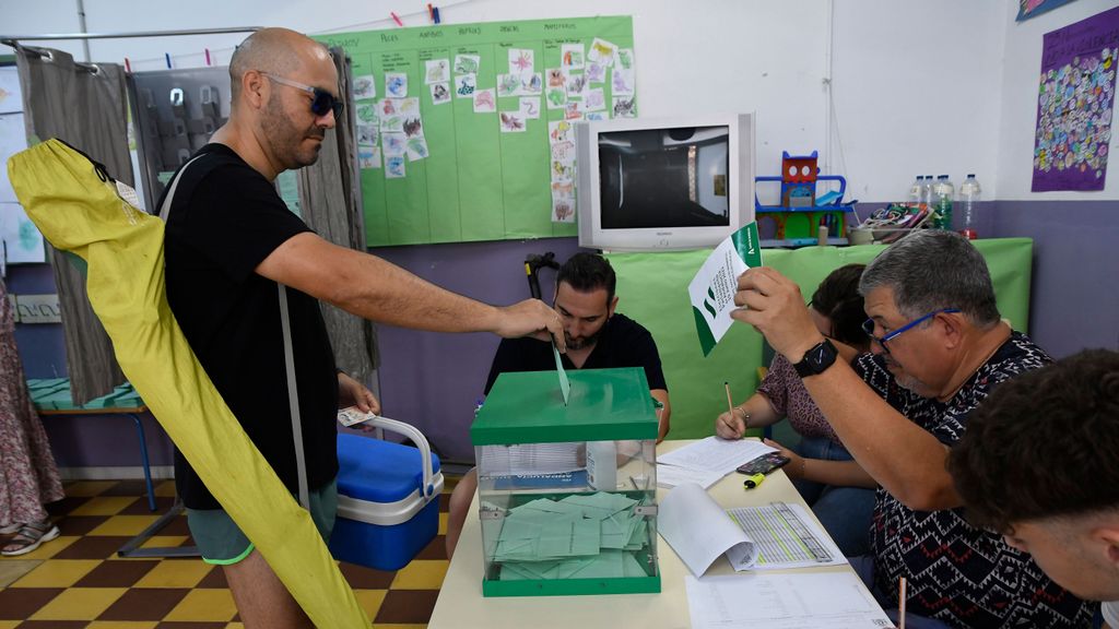 La jornada electoral del 19J en Andalucía, en imágenes