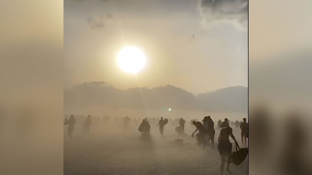 Un muerto y al menos cinco heridos por una 'galerna' en una playa de Normadía