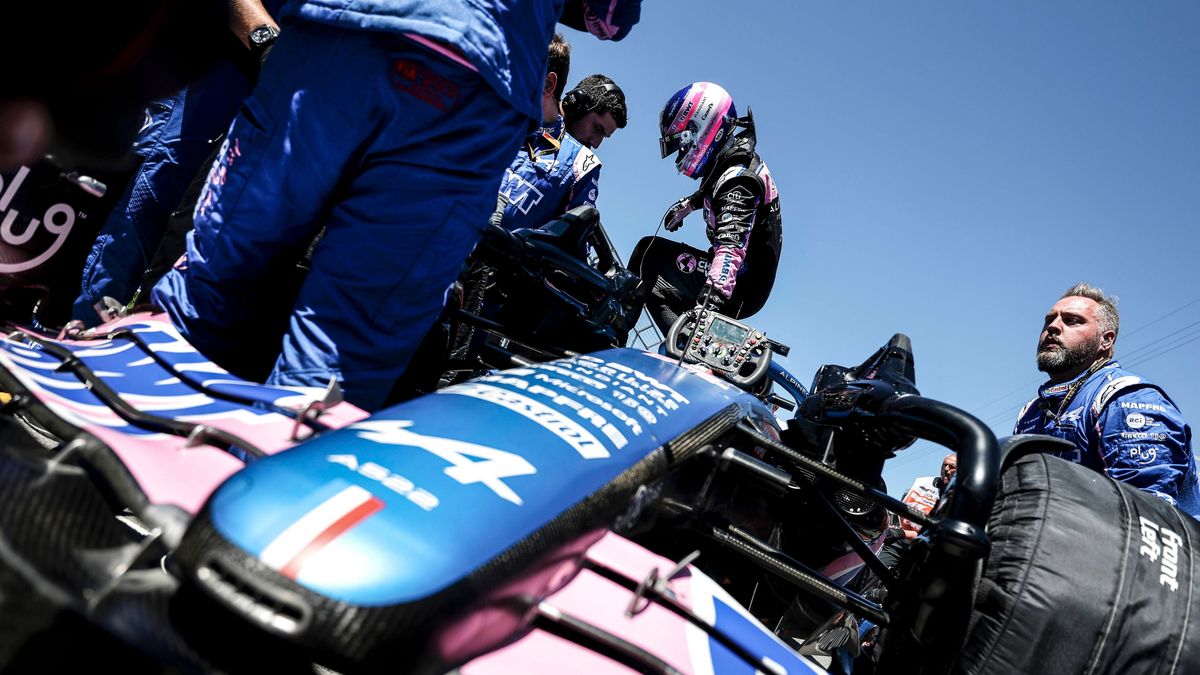 Alpine prohíbe a Alonso adelanta a Ocon y el asturiano responde: "Soy 100 veces más rápido que él"