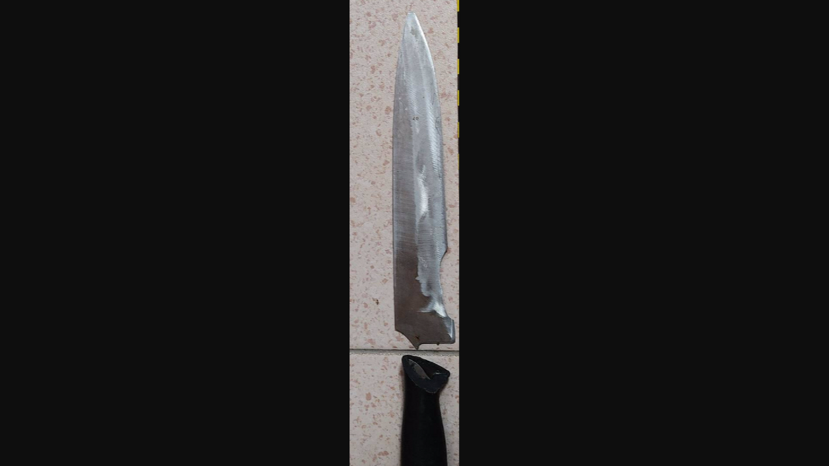 Detenido en Lora un peligroso delincuente tras amenazar a varios vecinos con un cuchillo