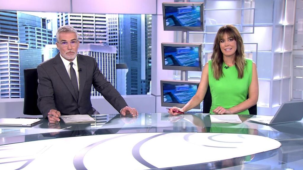 Con David Cantero e Isabel Jiménez Informativos Telecinco 2022 Mediodía 21/06/2022