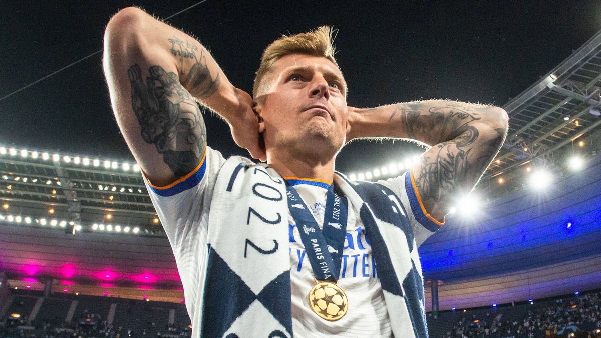 Kroos Kroos