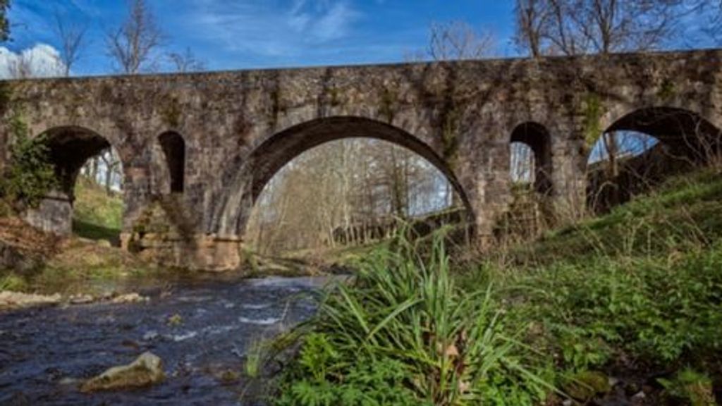 Río Fluvià, en Olot (Gerona)