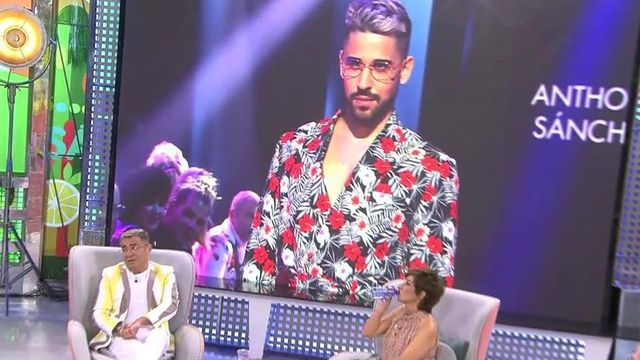 Miguel Frigenti Sale Al Escenario Sin Complejos Y Ropa En La Noche Drag Telecinco 2519