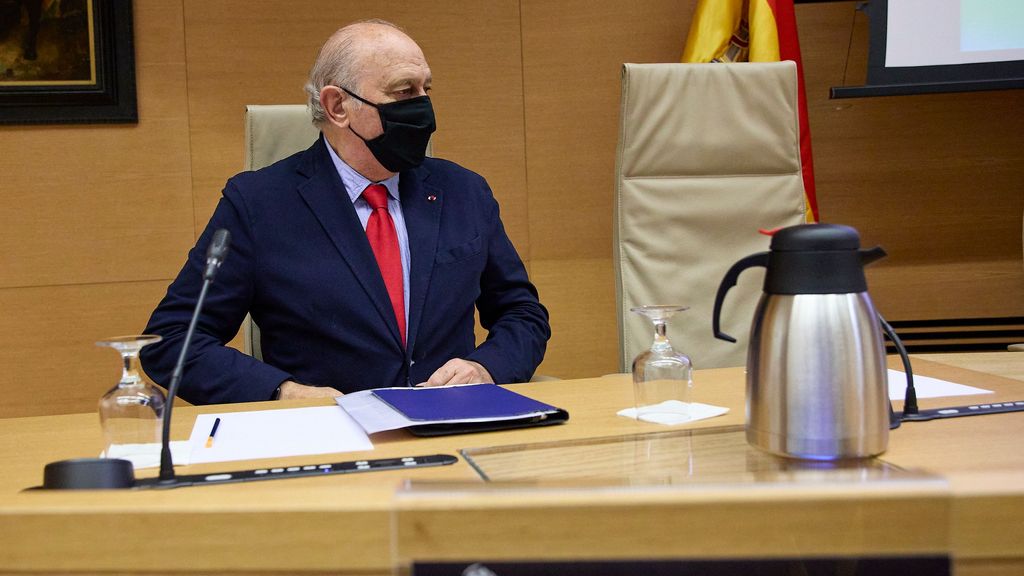 Cuando Fernández Díaz negaba conocer a Villarejo