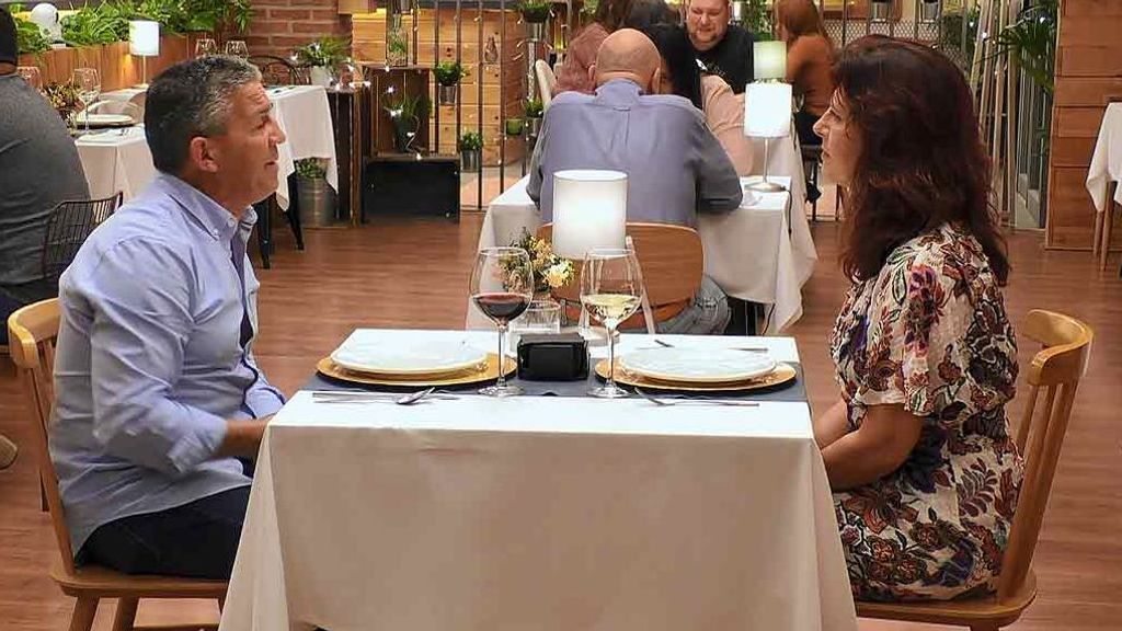 Gregoria y Juan durante su cita en 'First Dates'