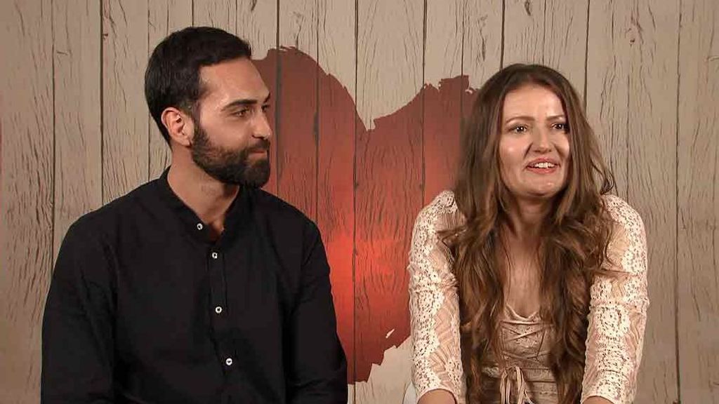 Roksolana y Juan durante su cita en 'First Dates'