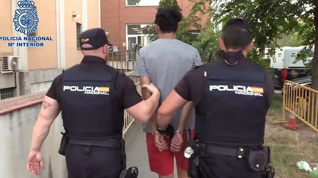 Detenidos siete 'trinitarios' en Madrid por el apuñalamiento de un joven desconocido