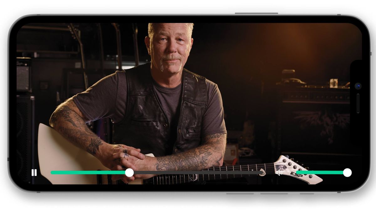 El líder de Metallica en una de las clases online de guitarra