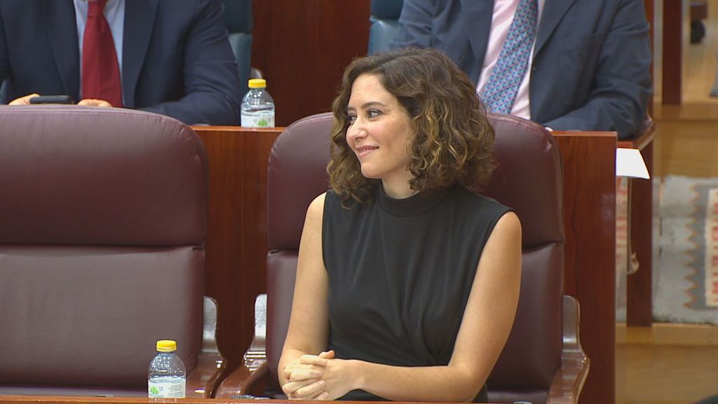 La sonrisa de Isabel Díaz Ayuso ante el nuevo mote que le han puesto en la Asamblea de Madrid (Junio 2022)