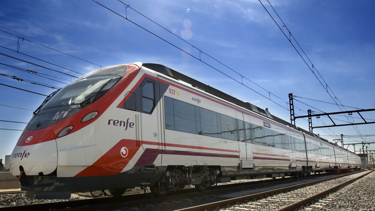 Tren de Cercanías de Renfe Tren de Cercanías de Renfe