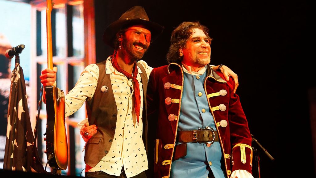 Leiva y Sabina junto en el Carnaval de Cádiz 2019