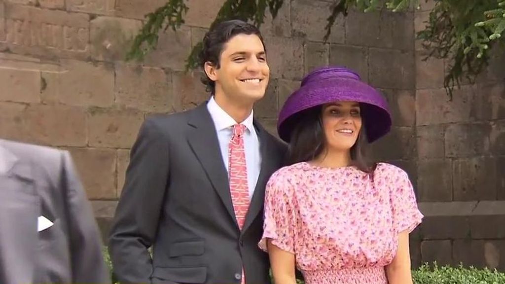 Los invitados a la boda de Lucía Pombo: estilismos